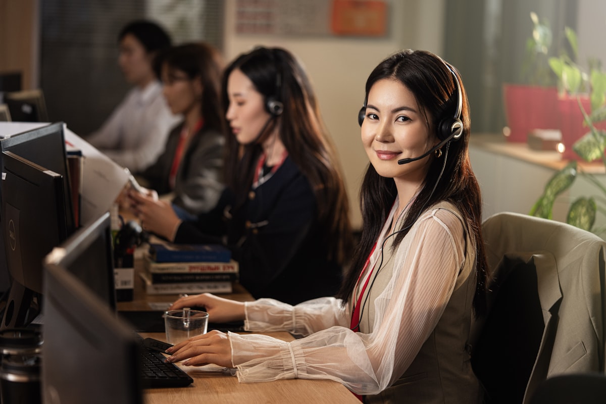 How Support Teams Can Stop Answering the Same Questions Twice